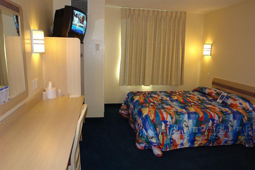 Motel 6-Portsmouth, Nh Zewnętrze zdjęcie